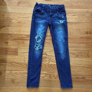 Size 4 REFUGE Dark wash destroyed jeans